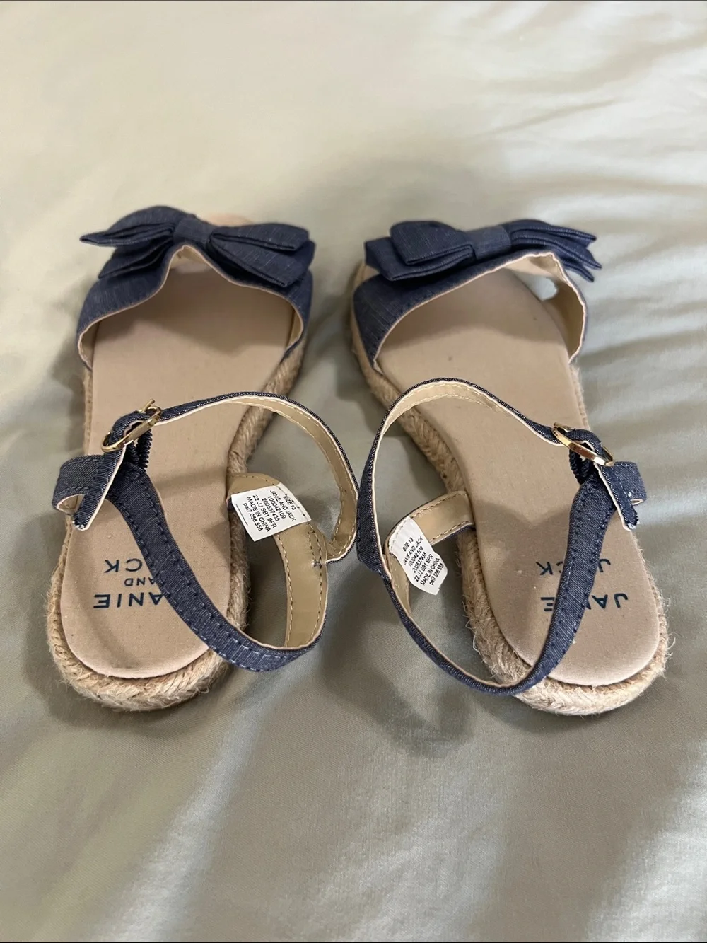 Janie and Jack - Girl’s Navy & Tan Bow Espadrille Sandals - Size 13 (NWOT)